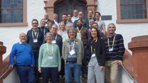 Teilnehmer des Dagstuhl-Seminars "AUTOBIZ: Pushing the Boundaries of AI-Driven Process Execution and Adaptation" 